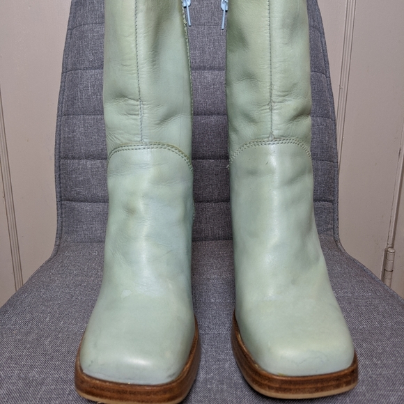 Vintage 90s platform light blue leather boots - Picture 4 of 8